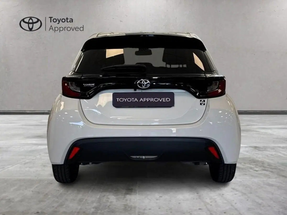 Toyota Yaris usata a Prato (7)