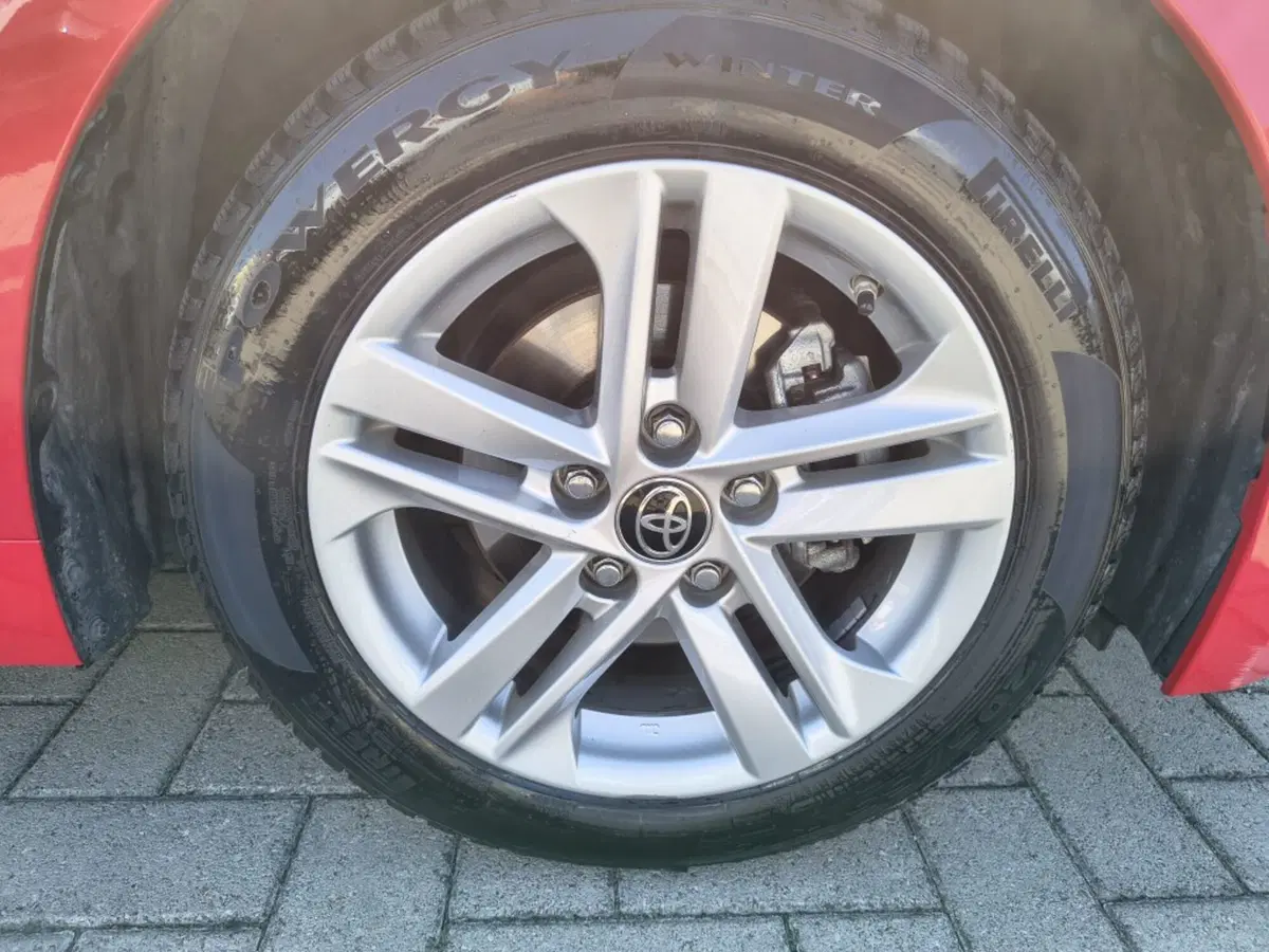 Toyota Corolla Touring Sports usata a Firenze (17)