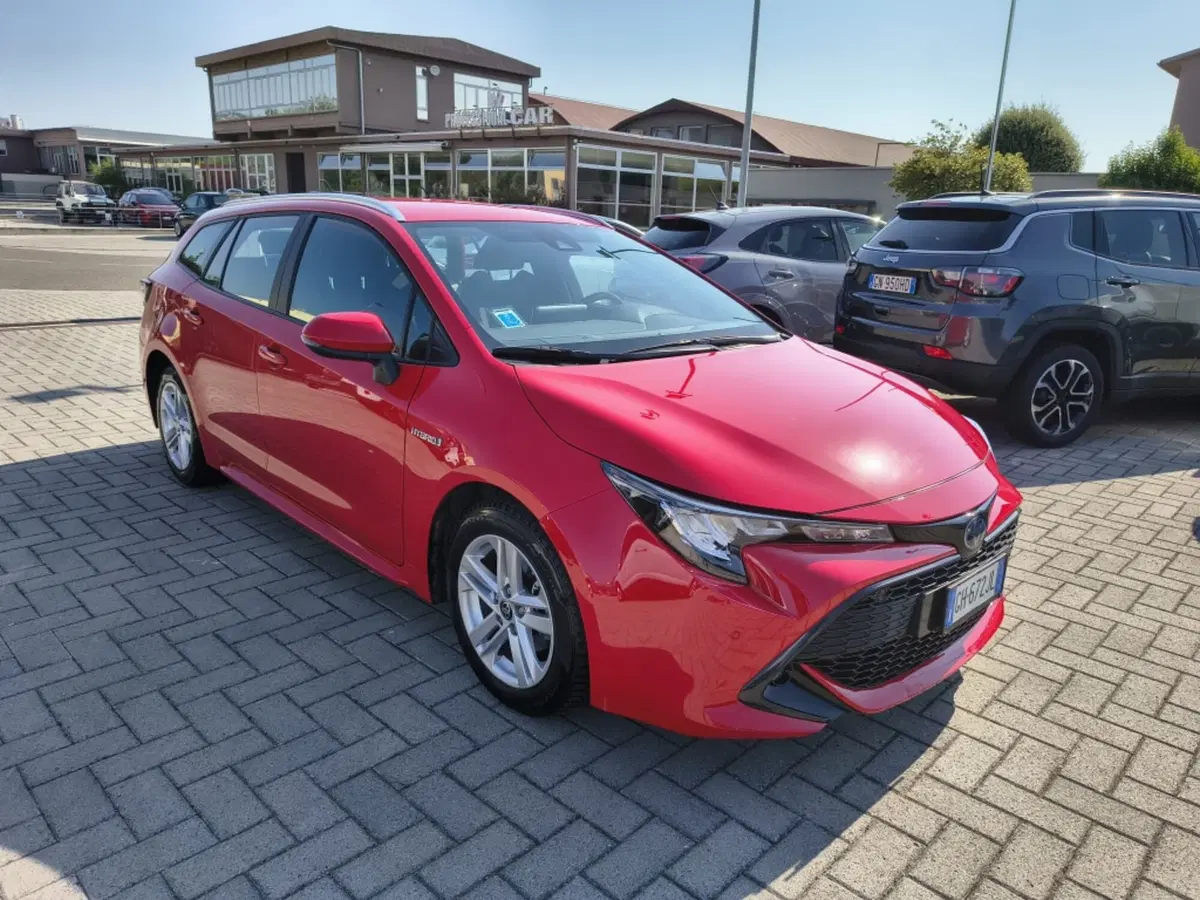 Toyota Corolla Touring Sports usata a Firenze (3)