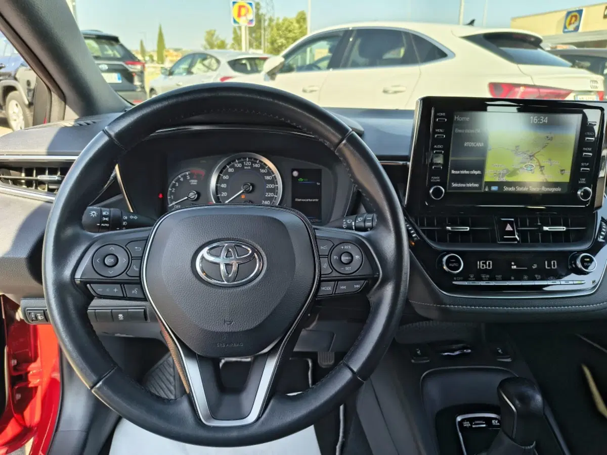 Toyota Corolla Touring Sports usata a Firenze (7)