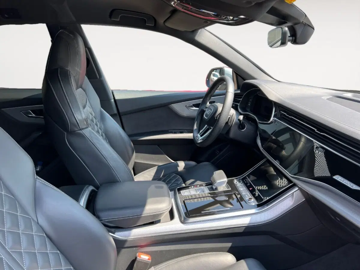 Audi Q8 usata a Verona (8)