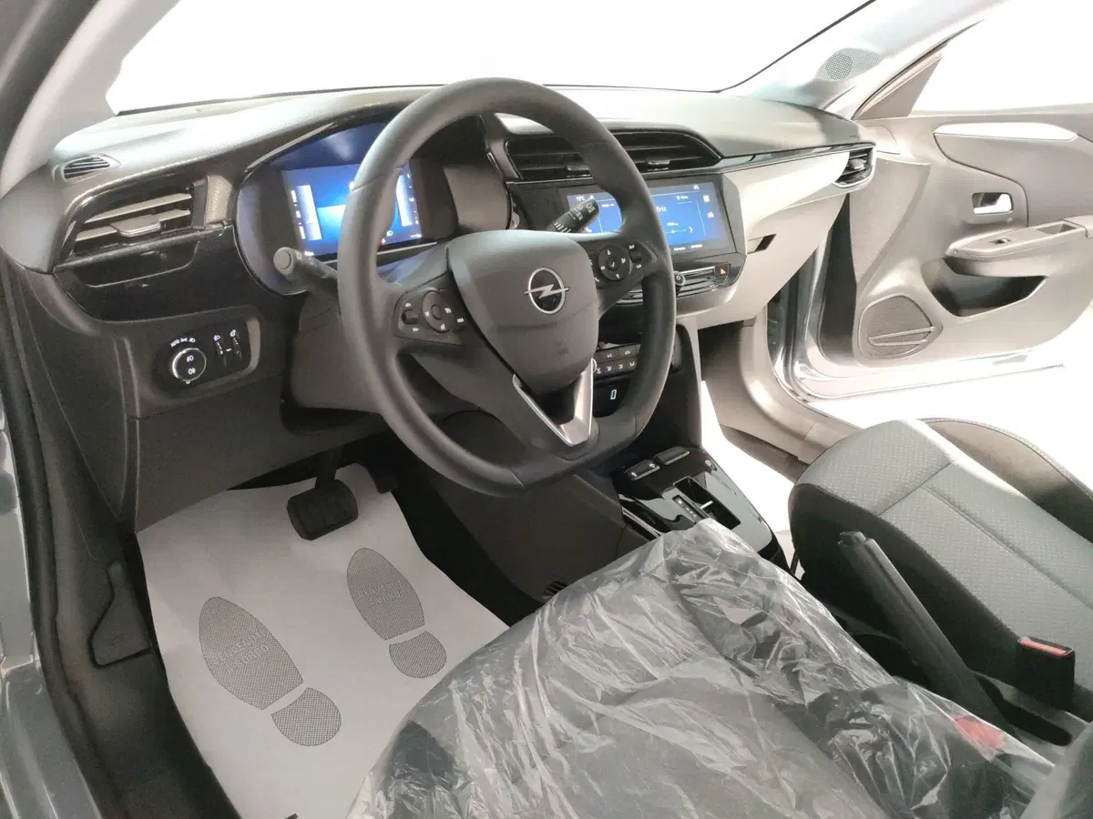 Opel Corsa nuova a Ascoli Piceno (11)