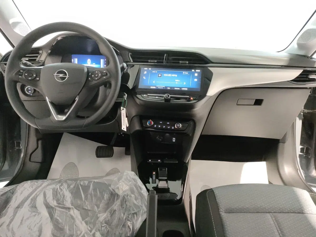 Opel Corsa nuova a Ascoli Piceno (16)