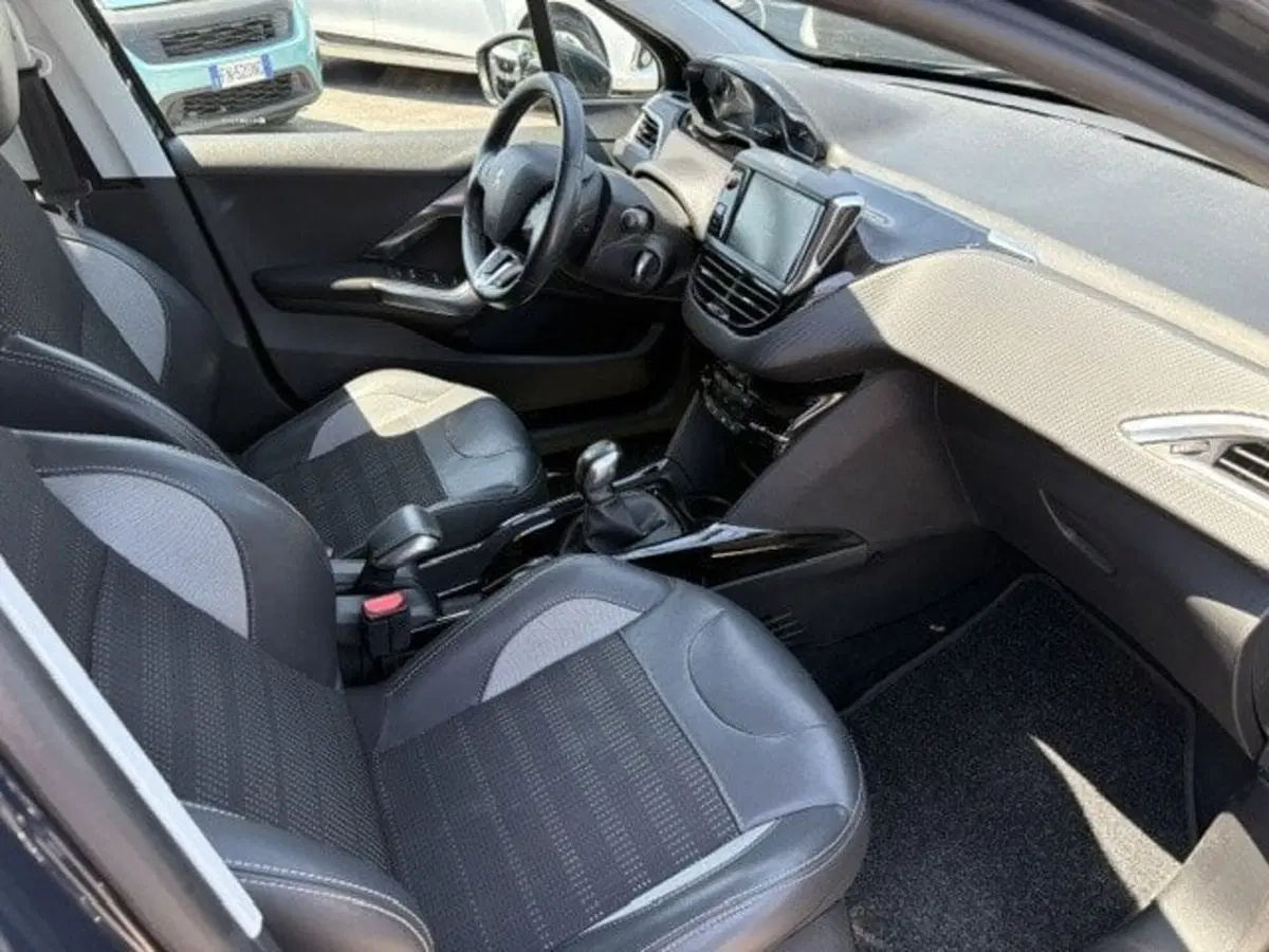 Peugeot 2008 usata a Teramo (11)