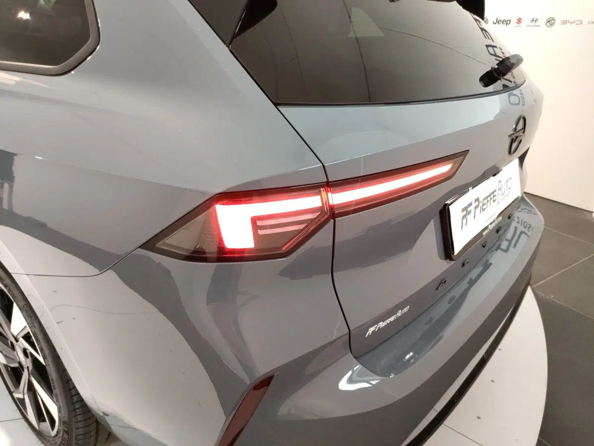 Opel Astra Station Wagon nuova a L'Aquila (8)