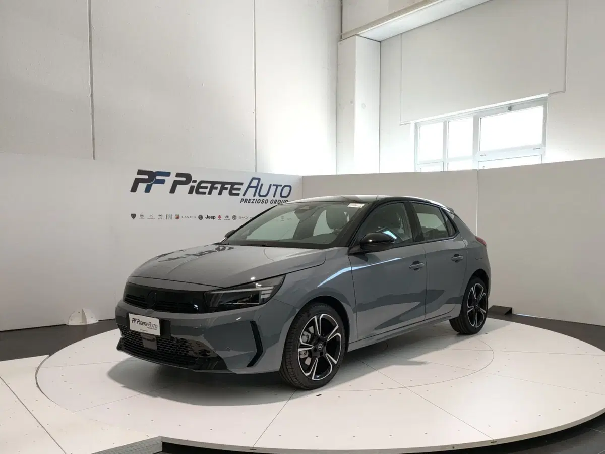 Opel Corsa nuova a Ascoli Piceno