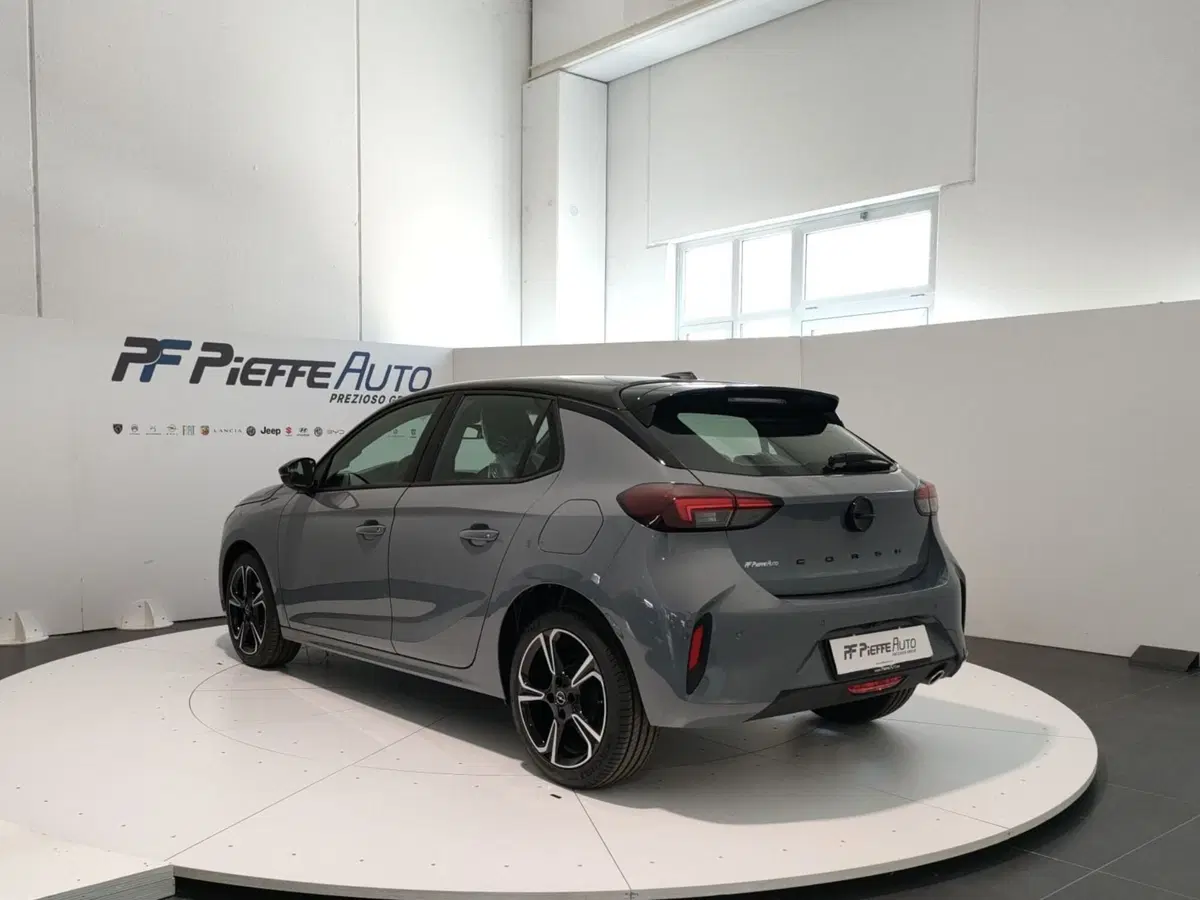 Opel Corsa nuova a Ascoli Piceno (5)