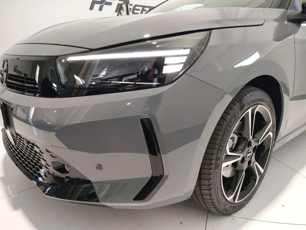 Opel Corsa nuova a Ascoli Piceno (9)