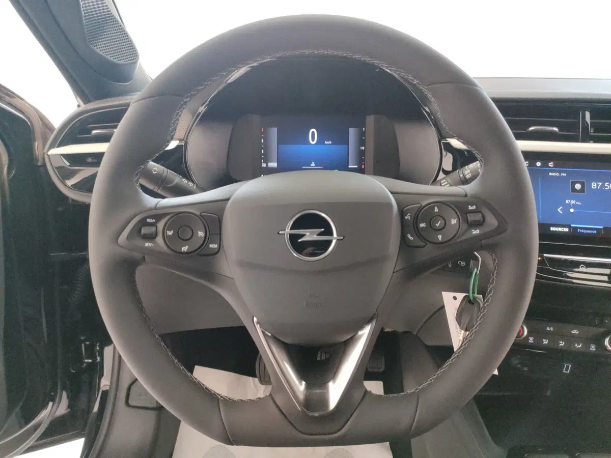 Opel Corsa nuova a Ascoli Piceno (17)