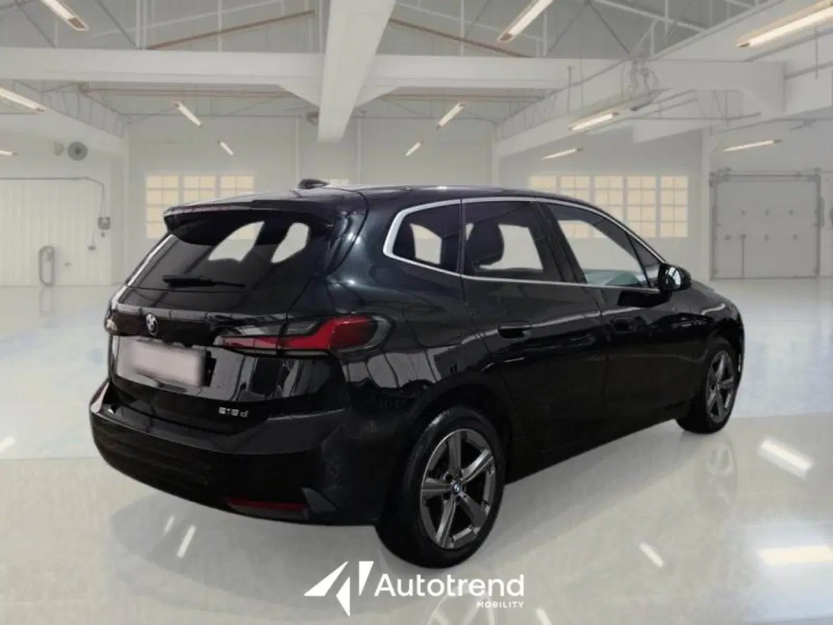 BMW Serie 2 Active Tourer usata a Bari (2)
