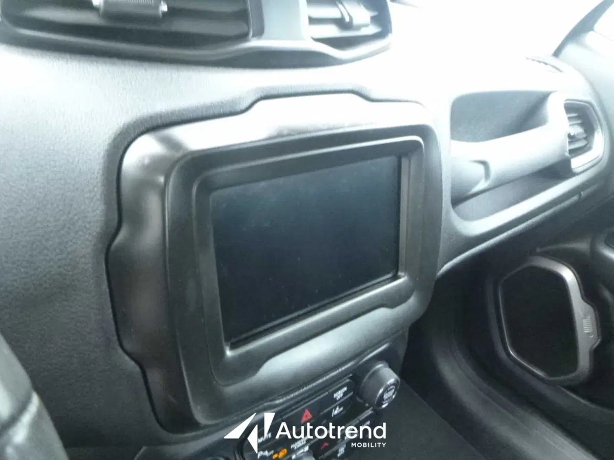Jeep Renegade usata a Bari (6)