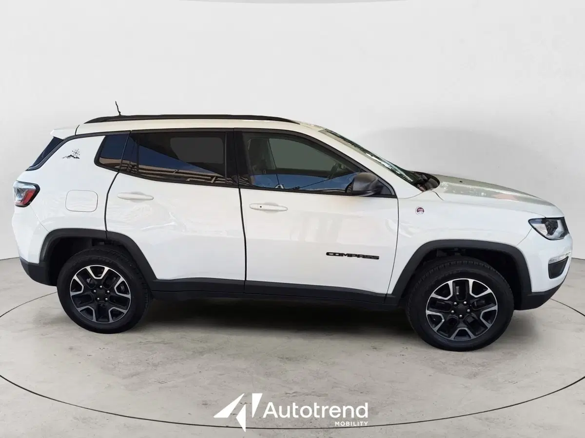 Jeep Compass usata a Bari (5)