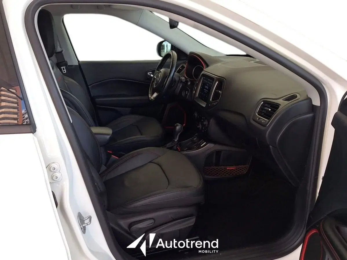 Jeep Compass usata a Bari (7)