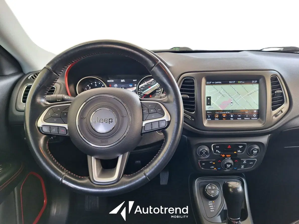 Jeep Compass usata a Bari (9)