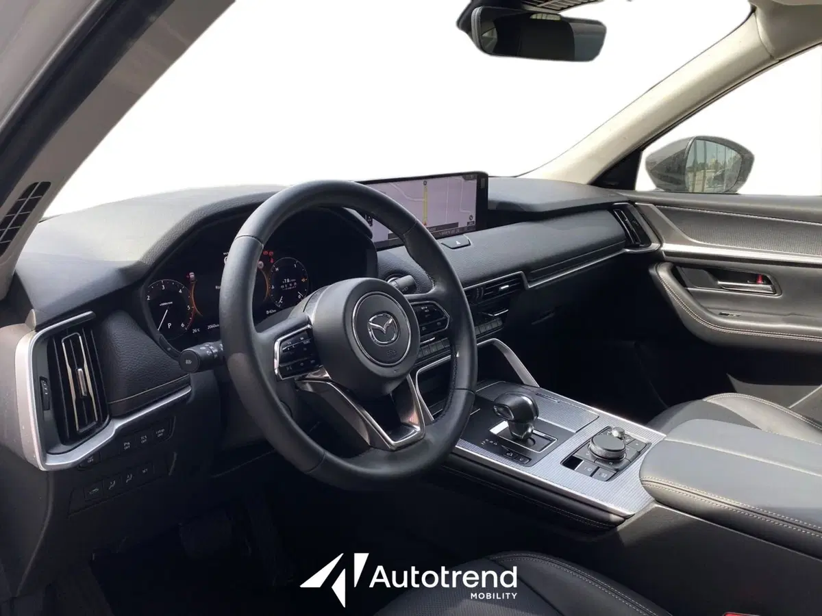 Mazda CX-60 usata a Bari (8)