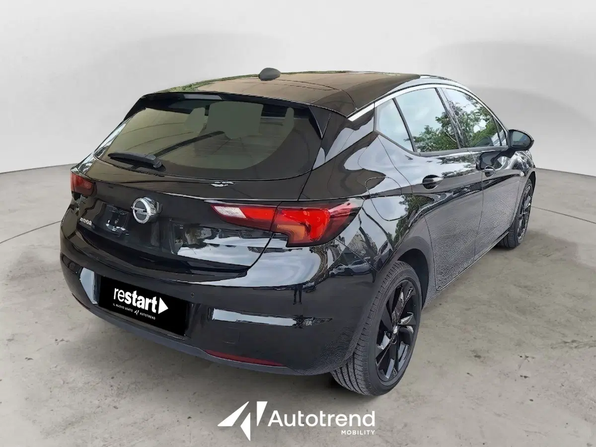 Opel Astra usata a Bari (2)