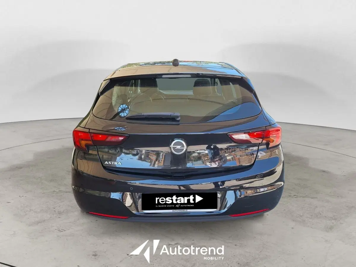 Opel Astra usata a Bari (4)