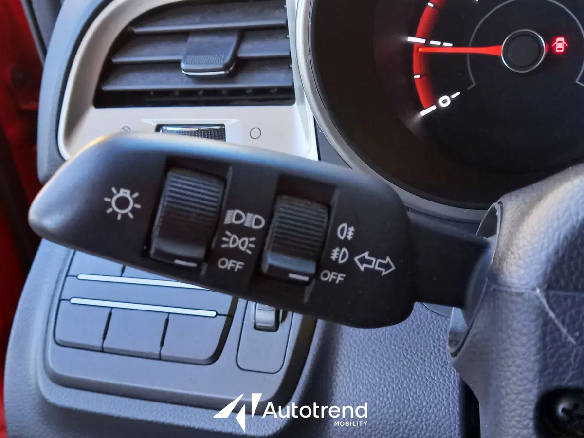Ssangyong Tivoli usata a Bari (9)