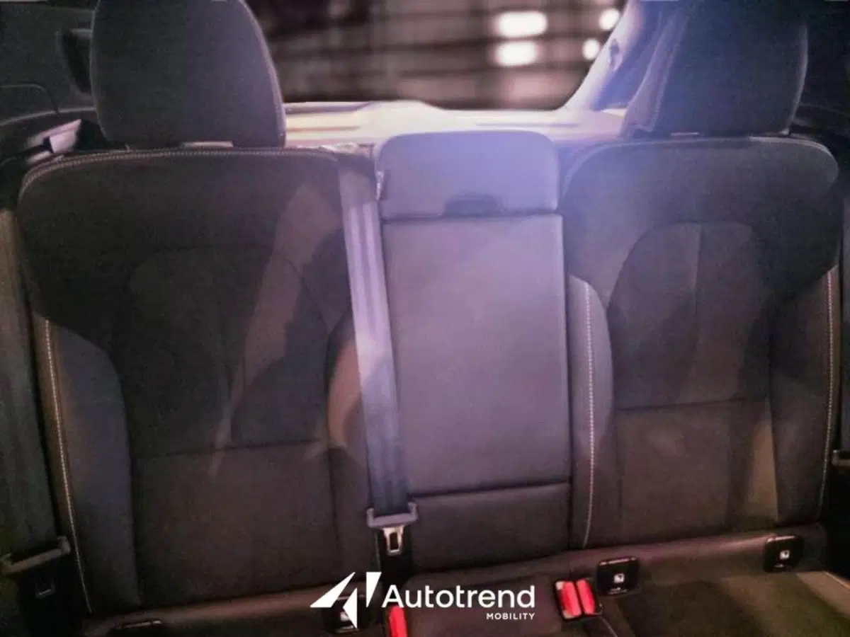 Volvo XC40 usata a Bari (12)