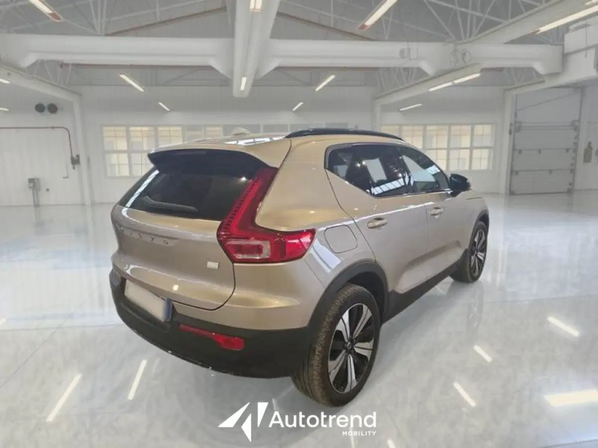 Volvo XC40 usata a Bari (2)