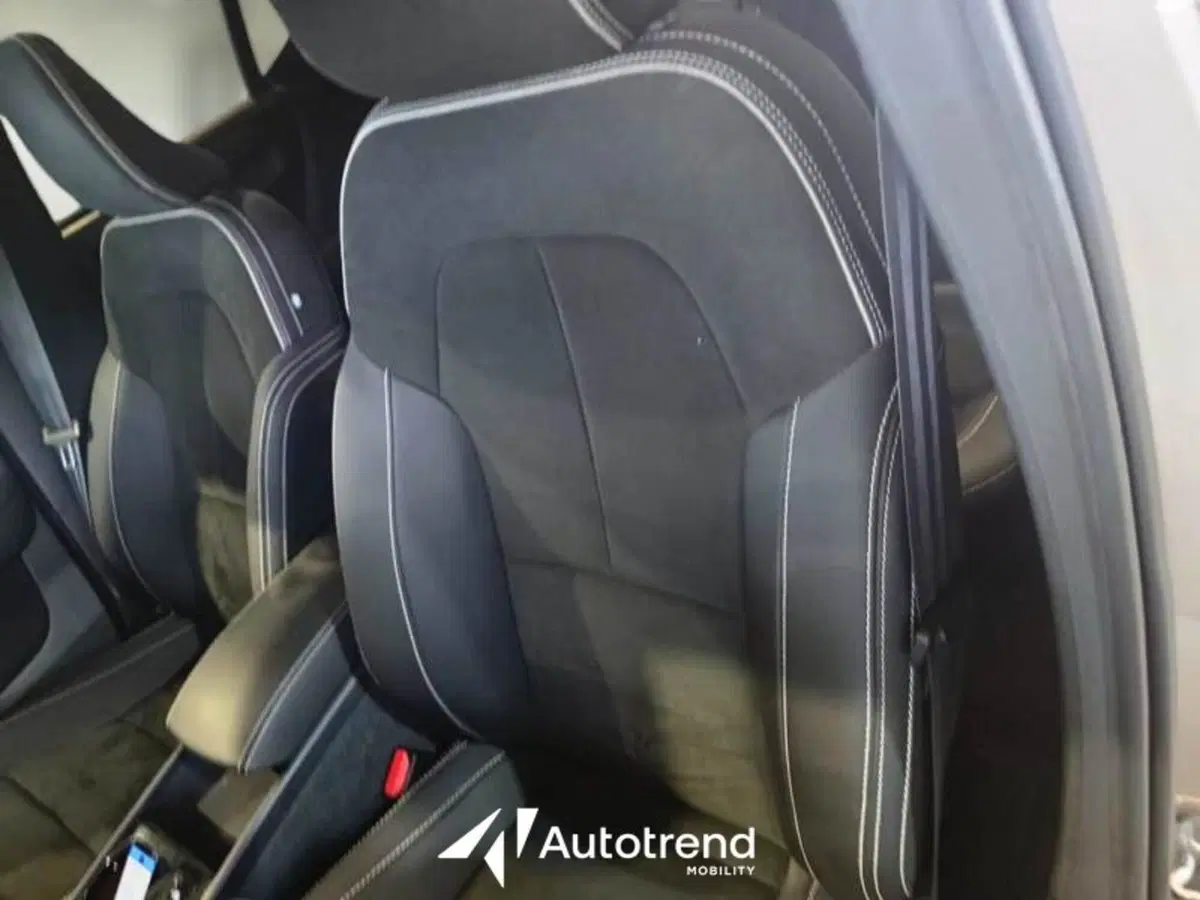 Volvo XC40 usata a Bari (6)