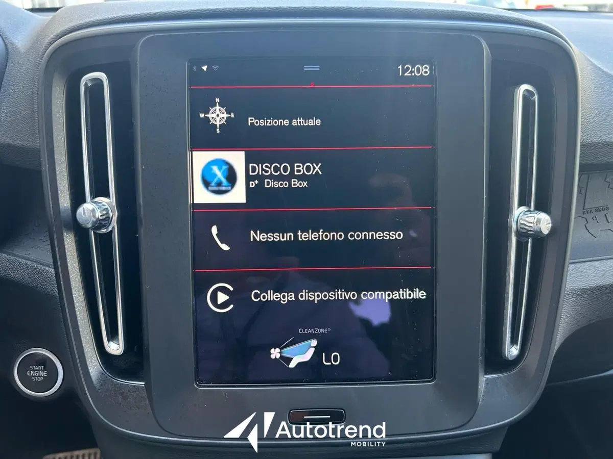 Volvo XC40 usata a Bari (14)