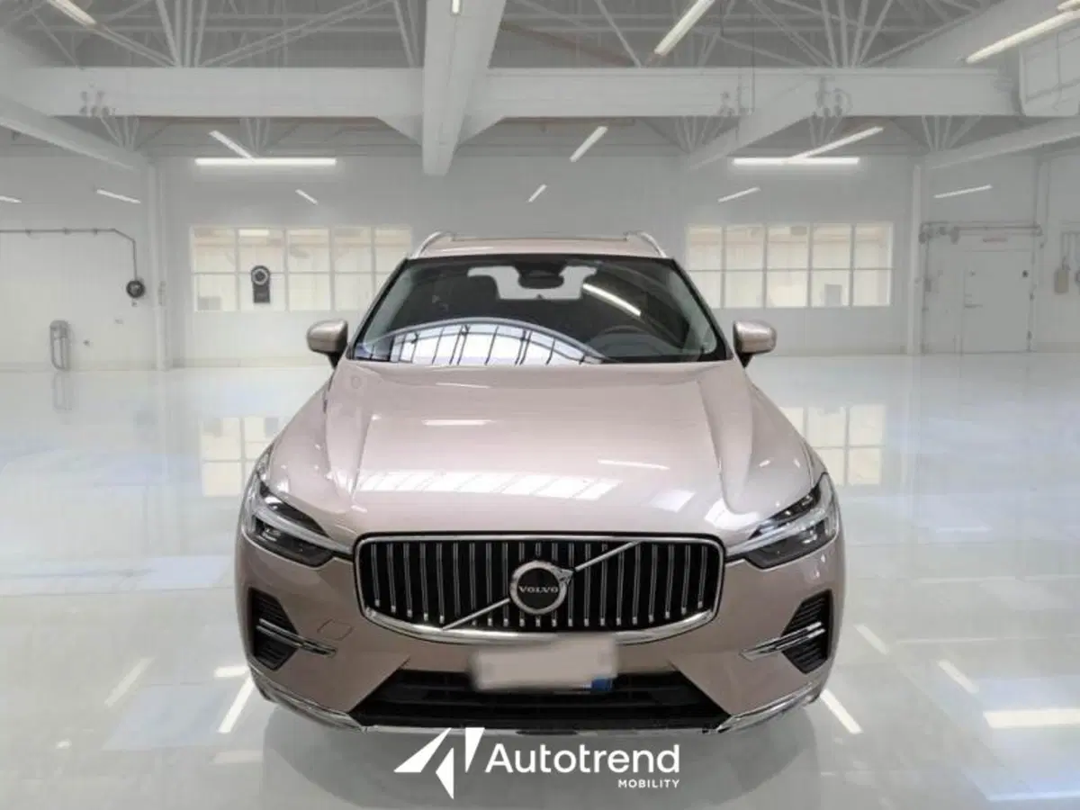 Volvo XC60 usata a Bari (13)