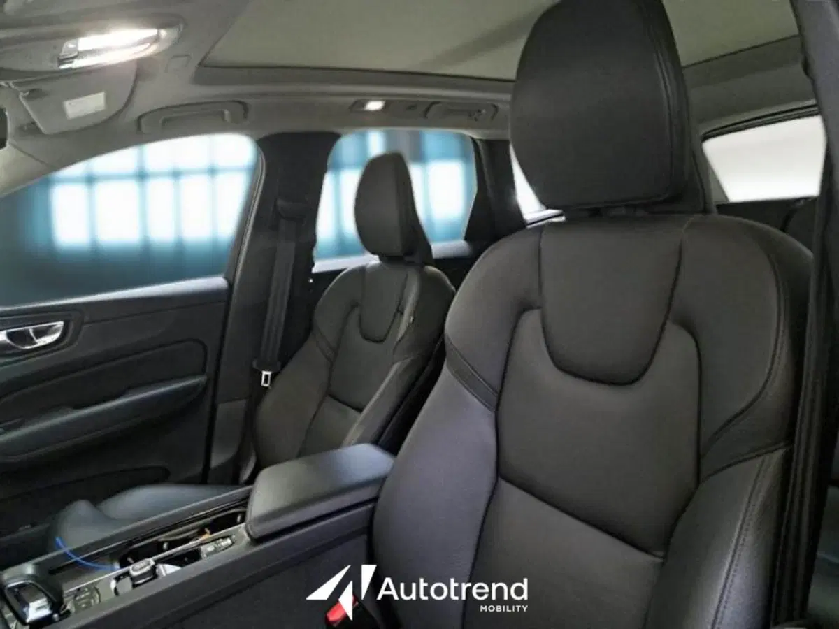 Volvo XC60 usata a Bari (6)