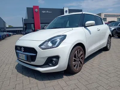 Suzuki Swift 1.2 Hybrid Easy Top del 2023 usata a Alessandria