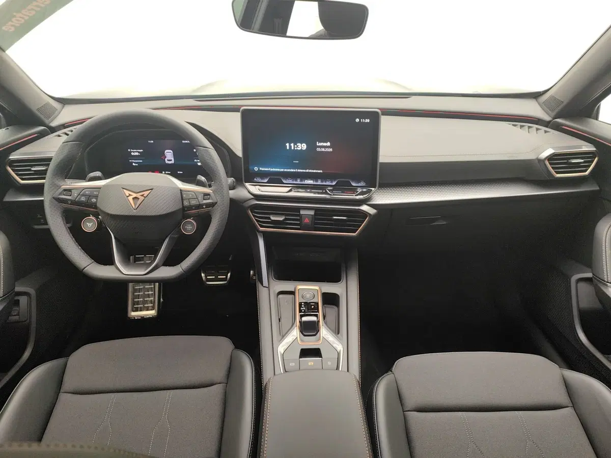 Cupra Formentor nuova a Como (7)