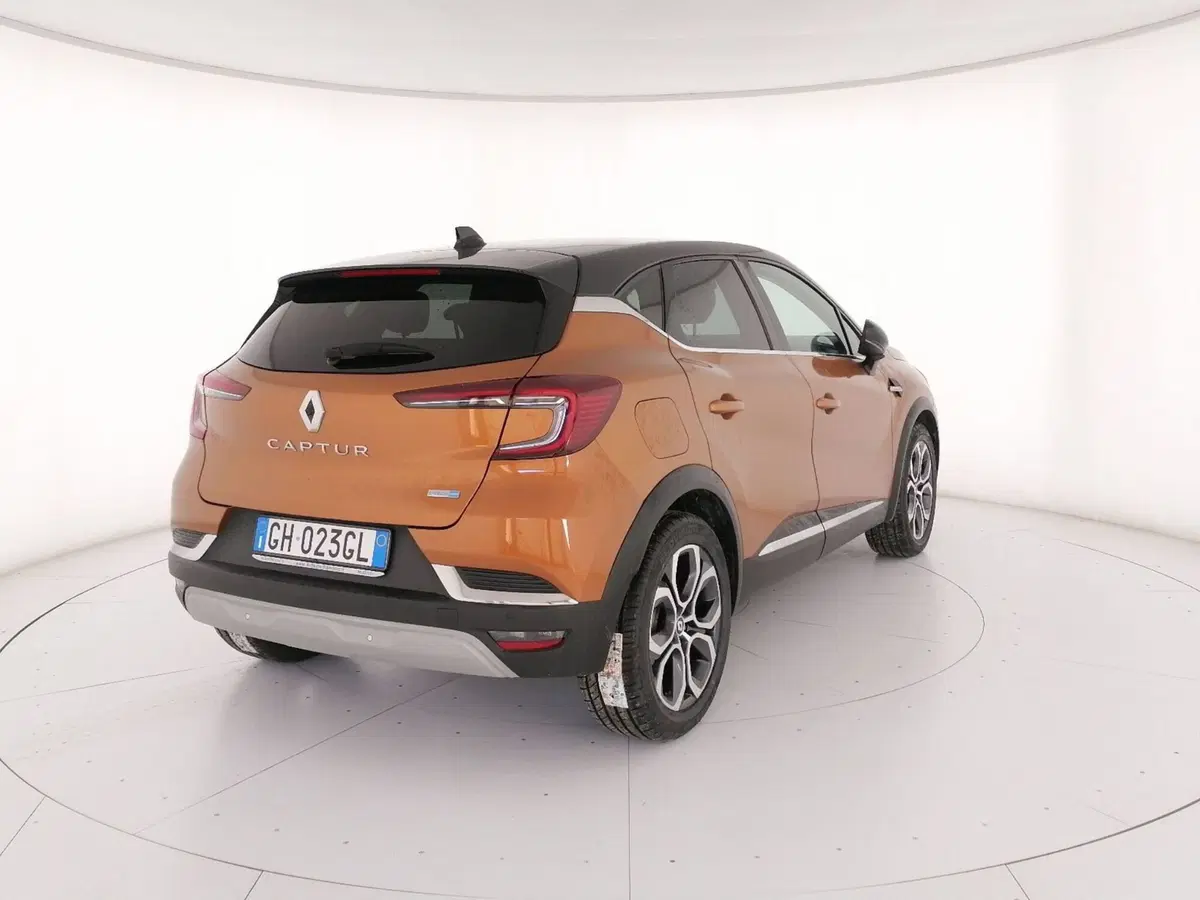 Renault Captur usata a Roma (2)