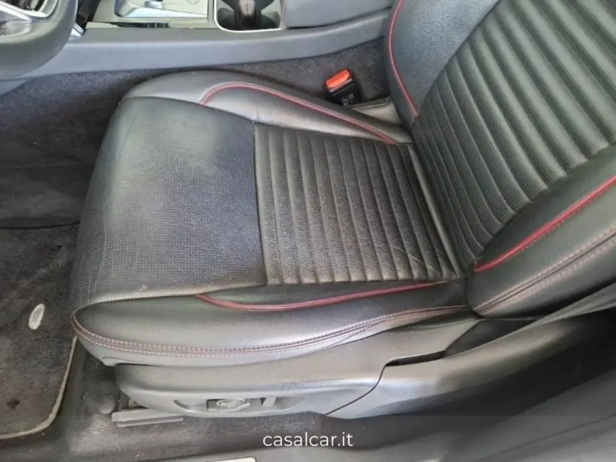 Land Rover Discovery Sport usata a Salerno (12)