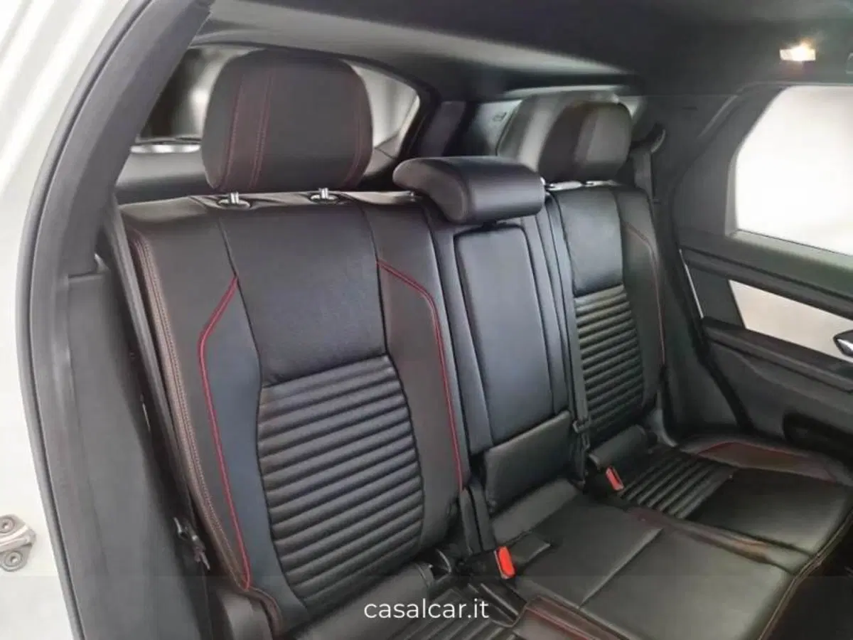 Land Rover Discovery Sport usata a Salerno (14)