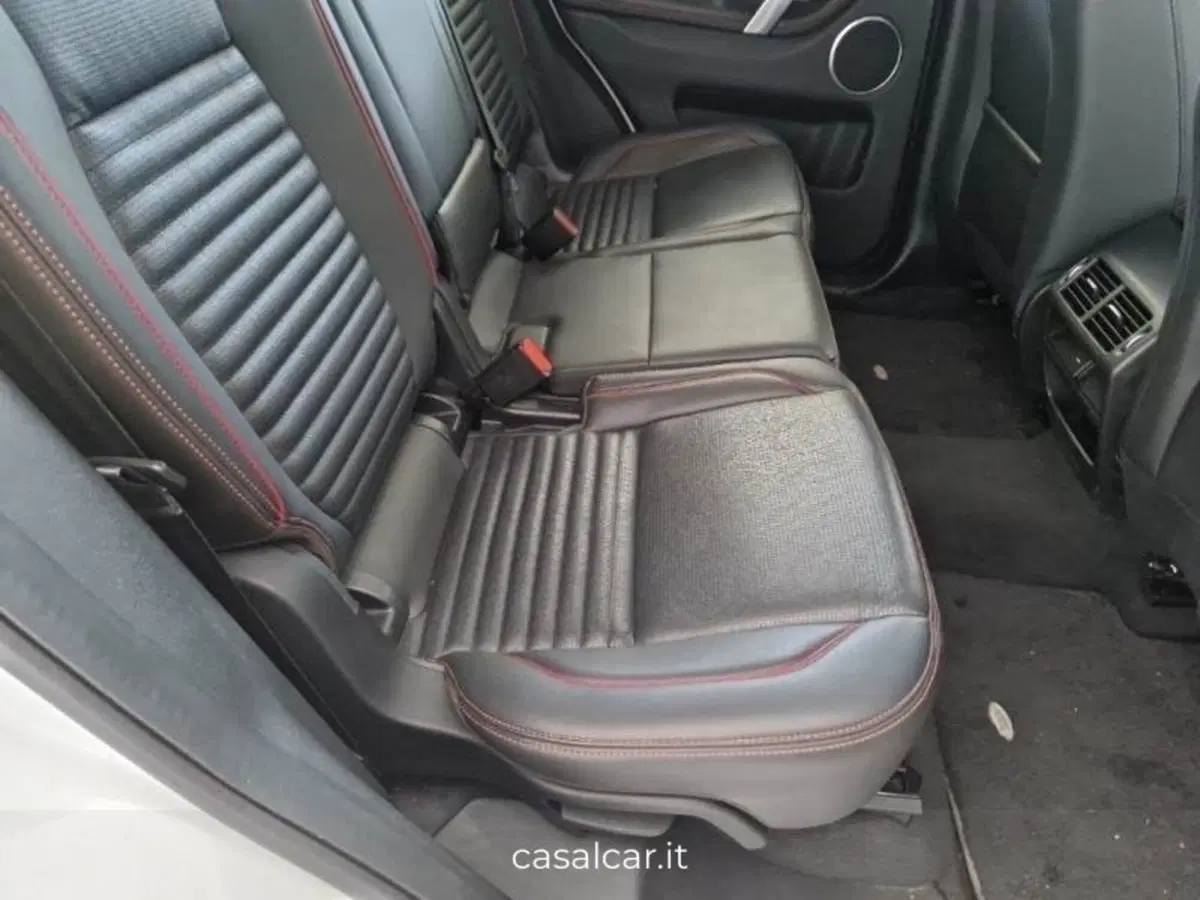 Land Rover Discovery Sport usata a Salerno (15)