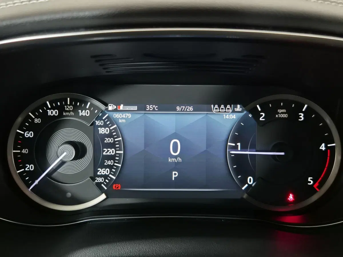 Jaguar E-Pace usata a Torino (14)