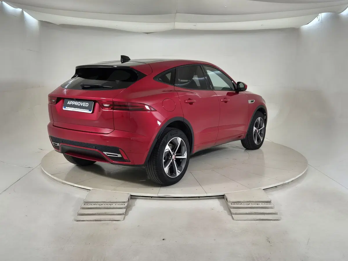 Jaguar E-Pace usata a Torino (2)