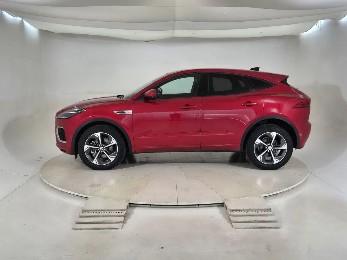 Jaguar E-Pace usata a Torino (6)