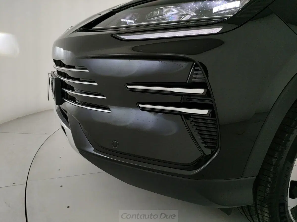 Byd Seal U DM-i usata a Caserta (12)