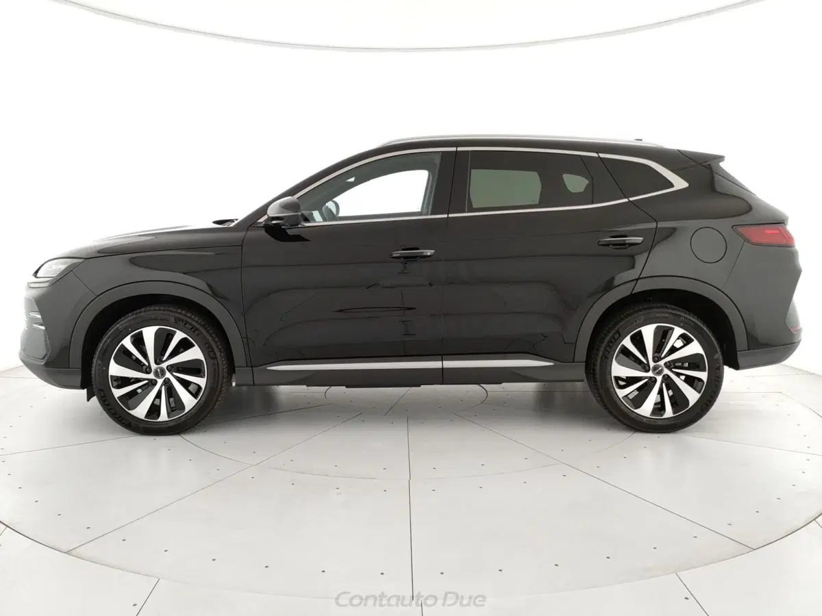 Byd Seal U DM-i usata a Caserta (8)