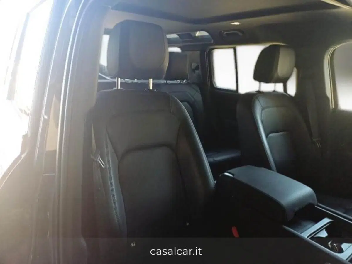 Land Rover Defender usata a Salerno (10)