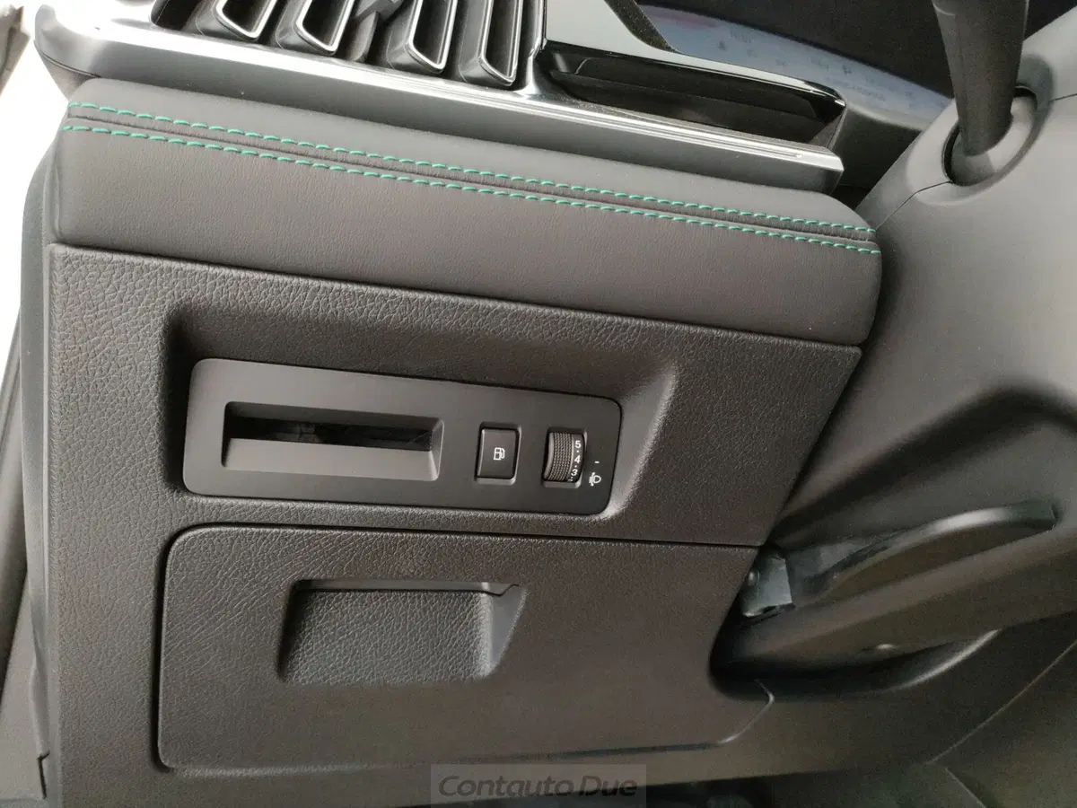 Byd Seal U DM-i usata a Caserta (13)