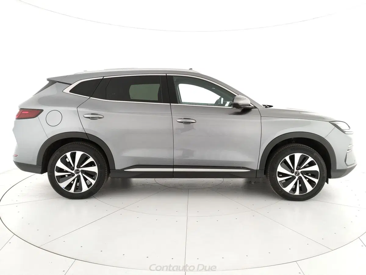 Byd Seal U DM-i usata a Caserta (4)