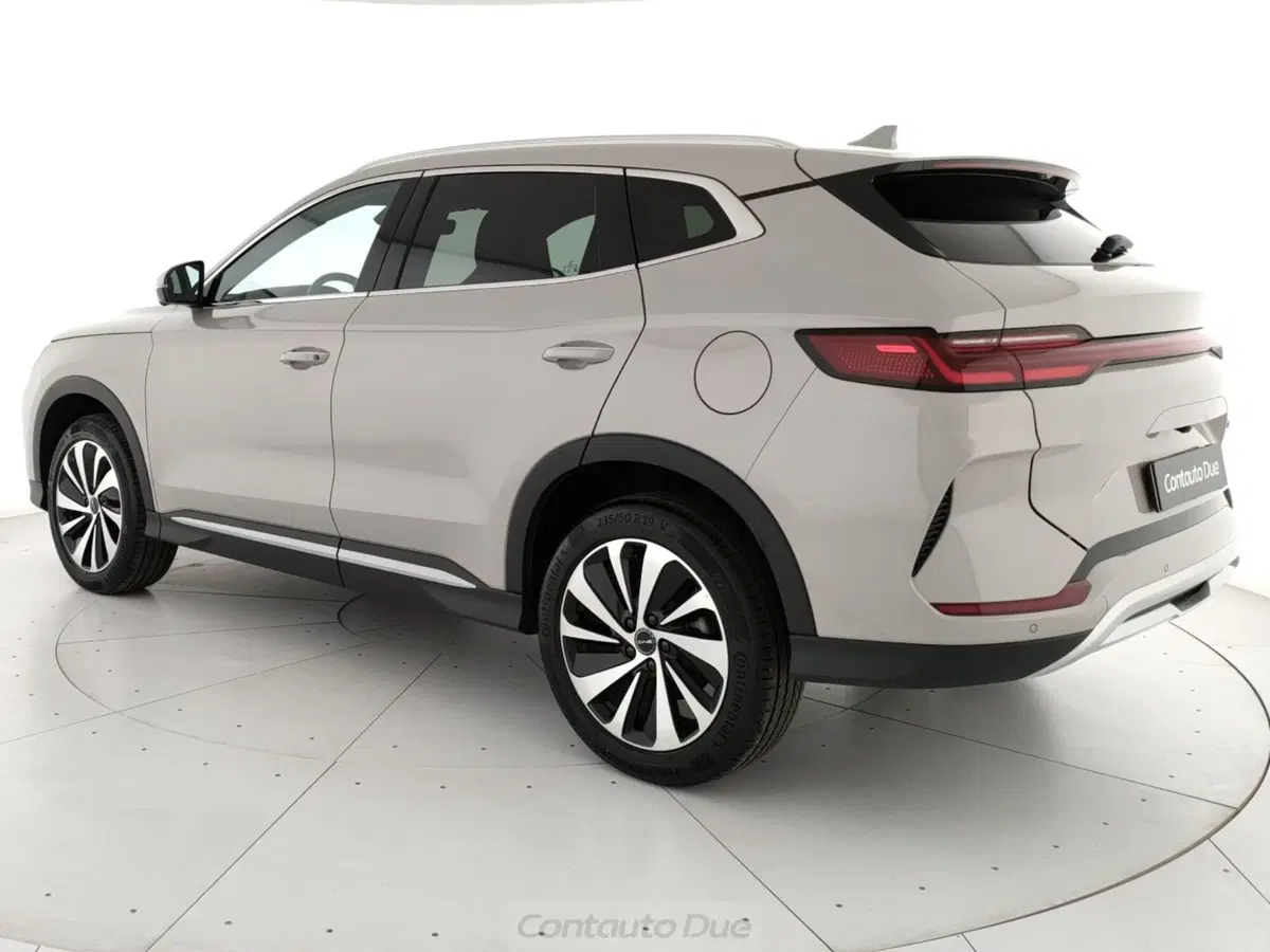 Byd Seal U DM-i usata a Caserta (7)
