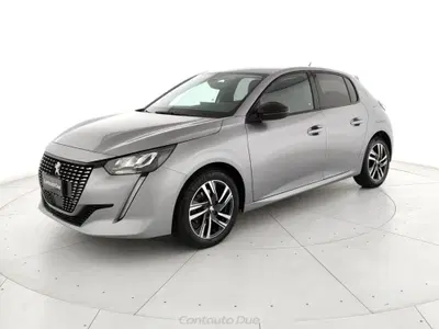 Peugeot 208 PureTech 100 Stop&amp;Start 5 porte Allure del 2023 usata a Teverola