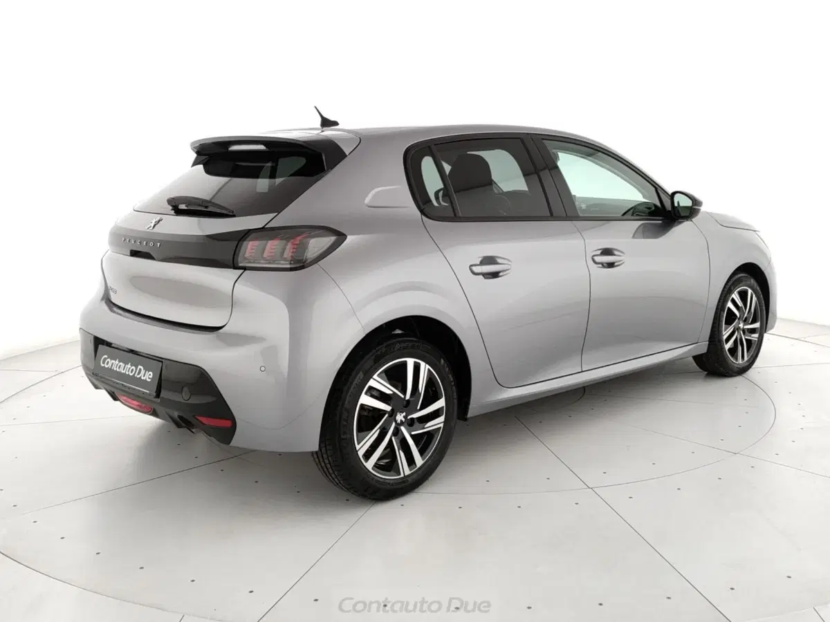 Peugeot 208 usata a Caserta (5)