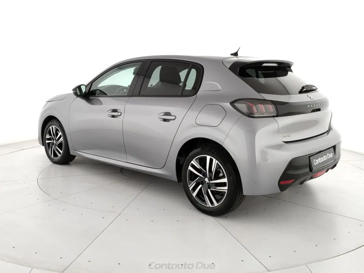 Peugeot 208 usata a Caserta (7)