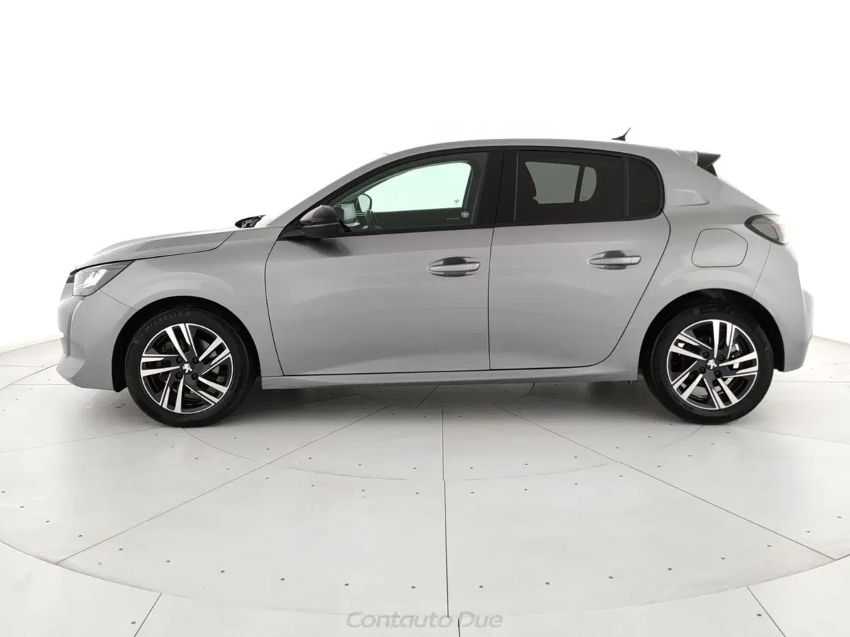 Peugeot 208 usata a Caserta (8)