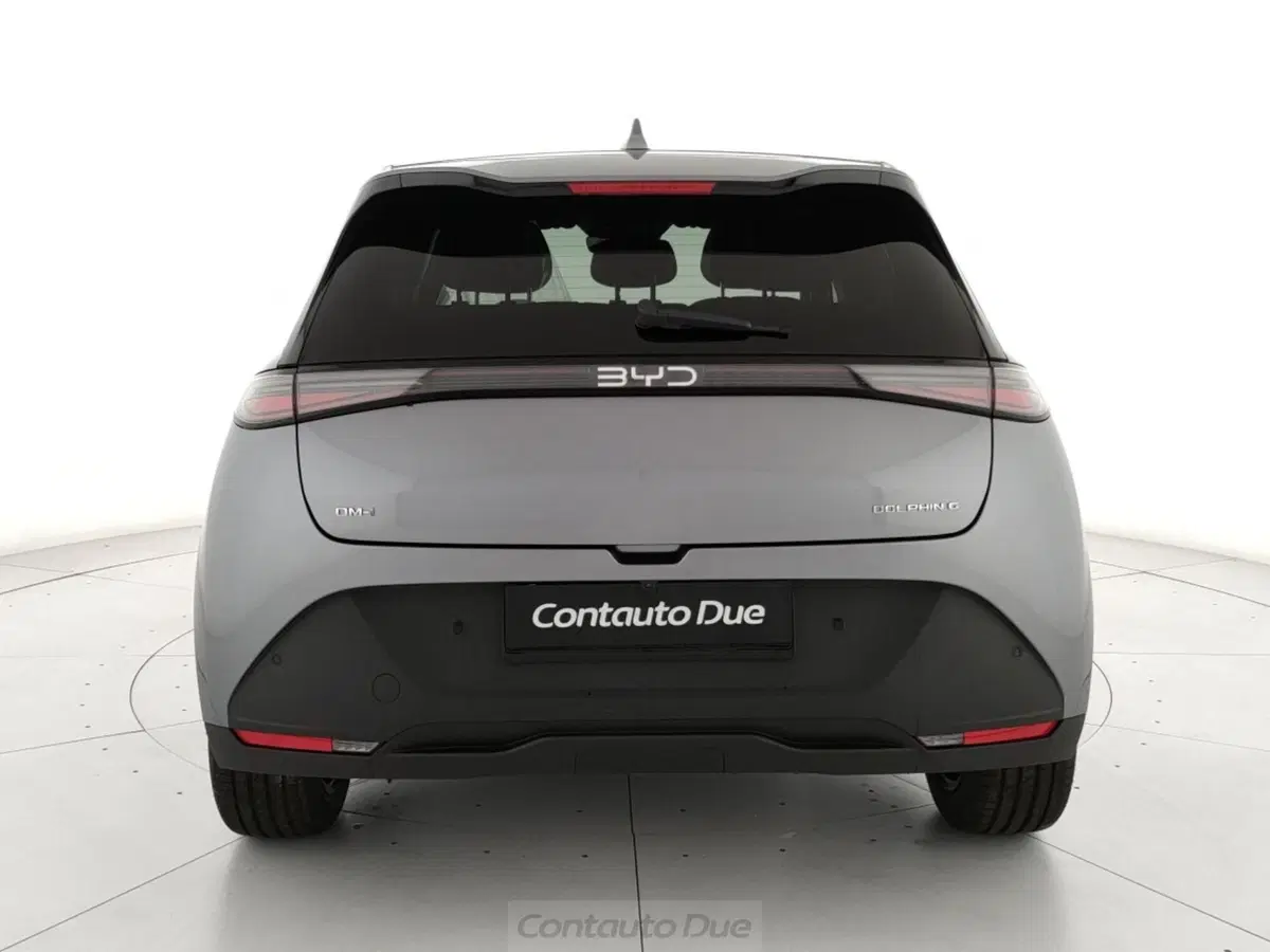 Byd Dolphin G DM-i nuova a Caserta (6)