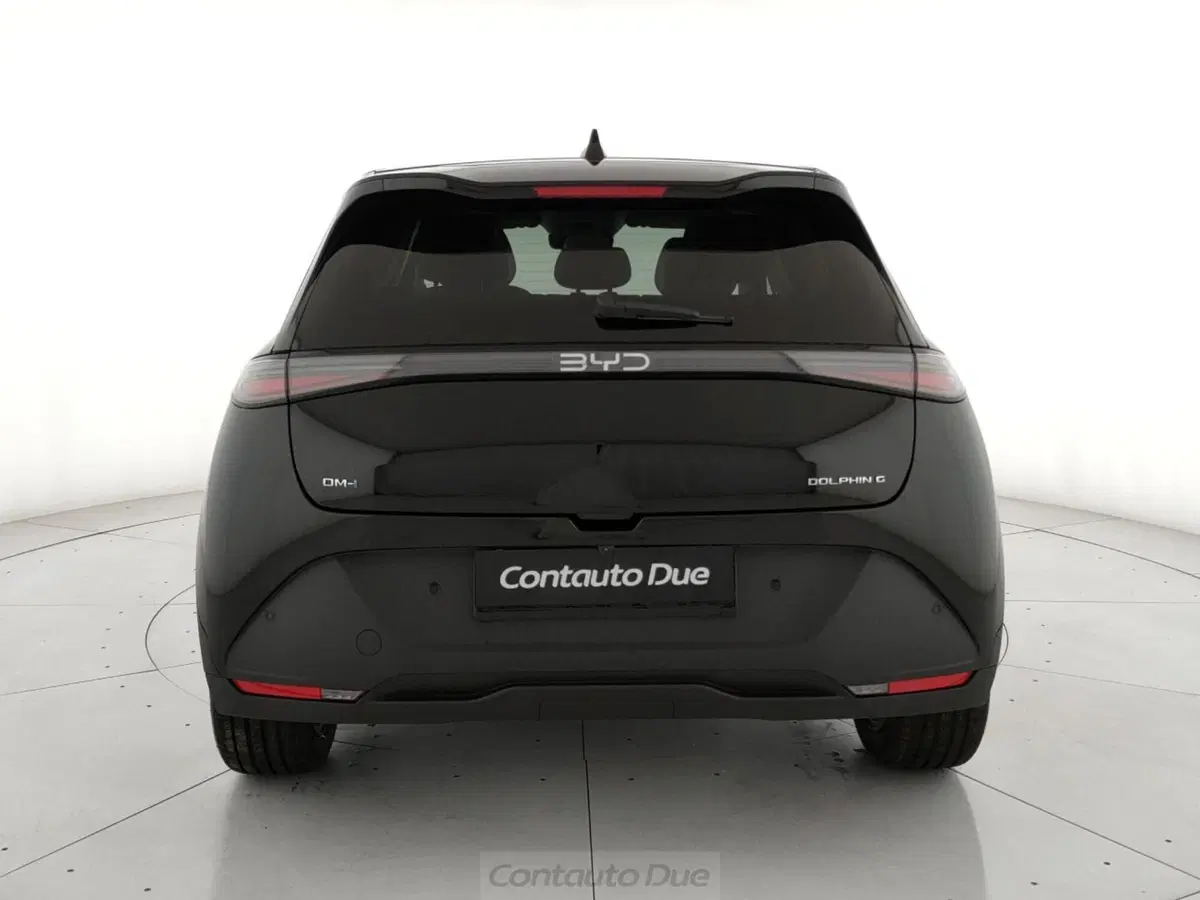 Byd Dolphin G DM-i nuova a Caserta (6)