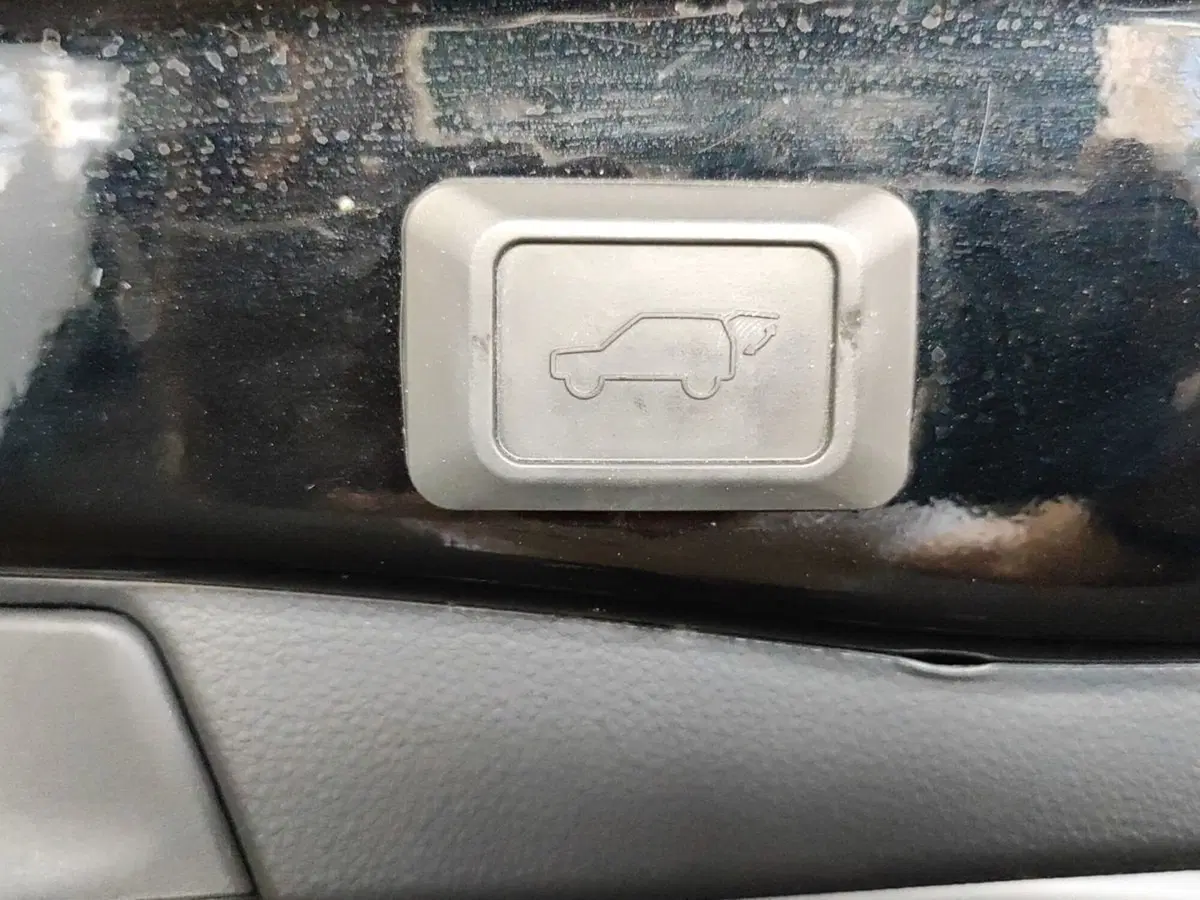 Toyota Rav4 usata a Milano (13)